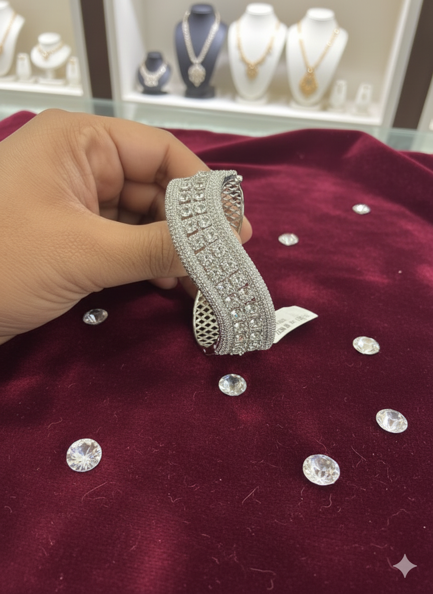 Bracelets fancy kada